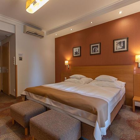 City Hotel Miskolc Kültér fotó